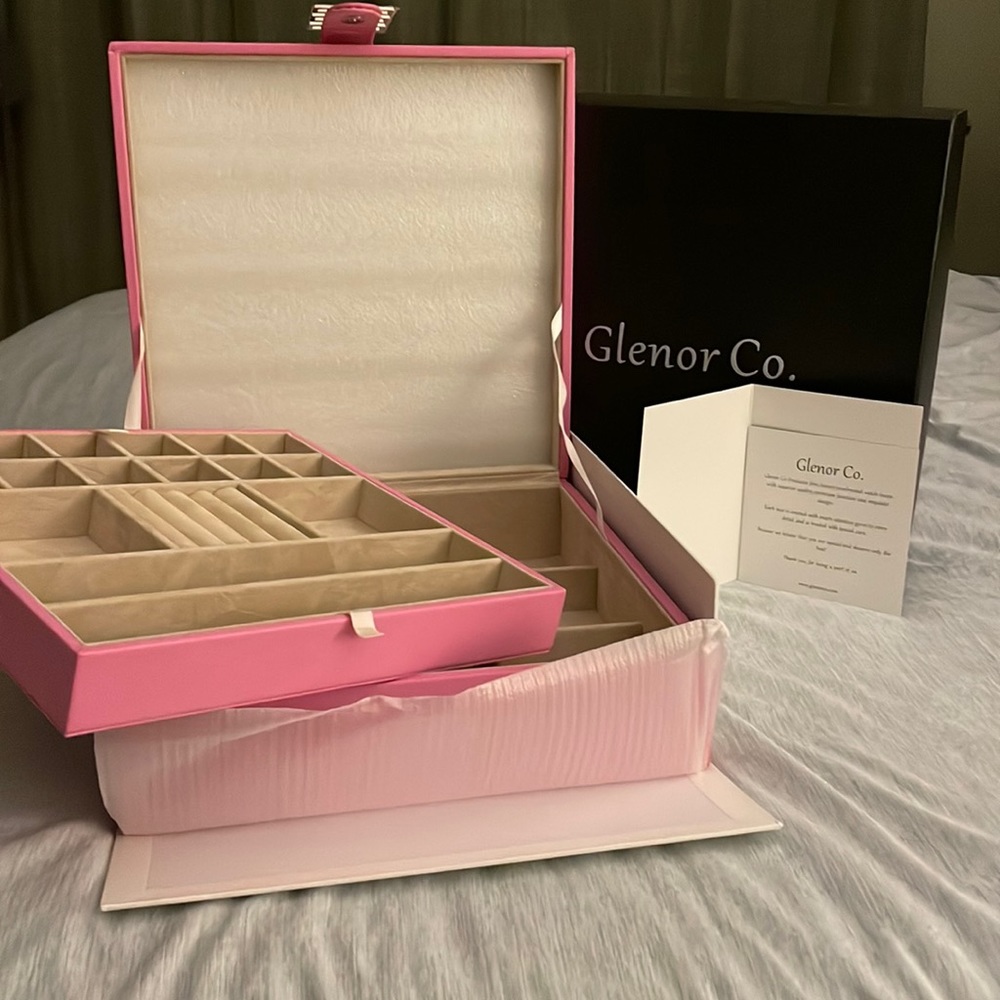 Glenor Pink Jewelry Case Brand New